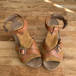 Dansko Suede/Leather Sandals, Sz. 38